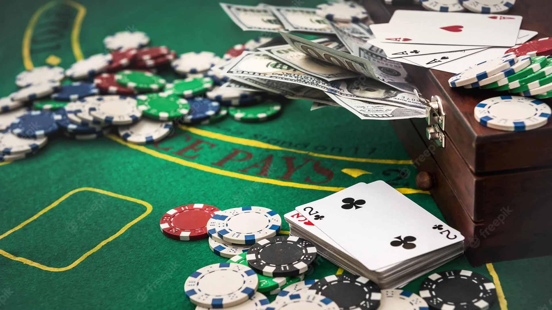 Chiến thuật thắng lớn trong game đánh bài tiến lên đình cao